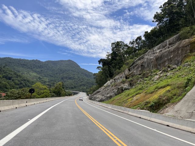 Contorno Norte da Tamoios em Caraguatatuba tem tráfego liberado