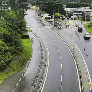 Trecho de Serra da Rodovia dos Tamoios continua interditado devido risco de queda de barreiras