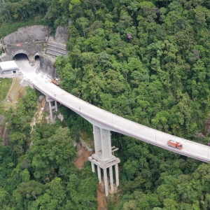 Rodovia dos Tamoios teve fluxo livre durante fim de semana de sol