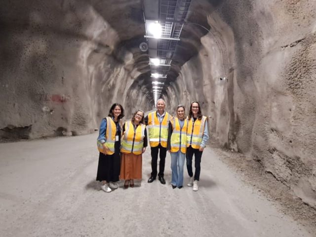Equipe da Fundhas visita sede da Tamoios