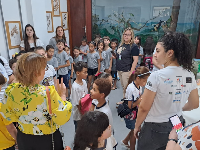 Alunos de escolas de Paraibuna visitam CRAS pelo Projeto Tamoios & Univap de Educação Ambiental
