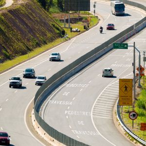 Rodovia dos Tamoios terá operação especial no feriado de Tiradentes