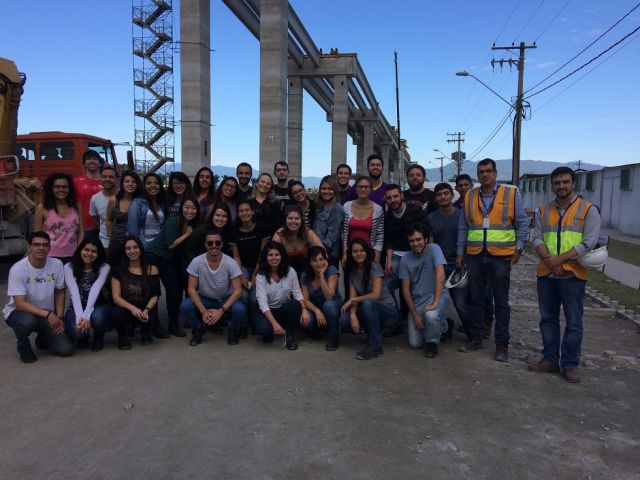 Alunos da UNESP visitam obra de duplicação do trecho de Serra da Rodovia dos Tamoios