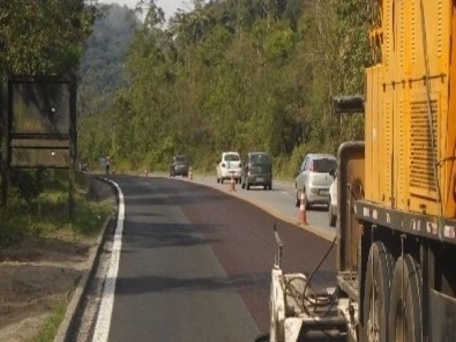 Nesta quinta-feira (10/09) está programada a realização de obras de pavimentação em trecho de Serra da Tamoios.