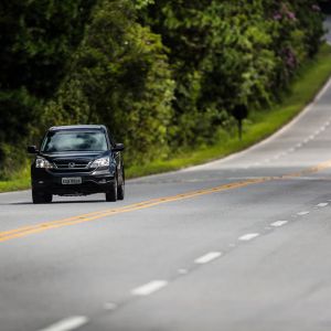 Trecho de Serra da Rodovia dos Tamoios será interditada para passagens de cargas especiais