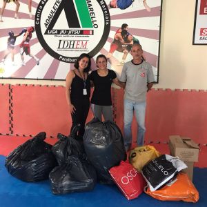 Concessionária Tamoios arrecada cerca de mil peças na Campanha do Agasalho 2019