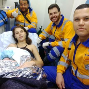 Parto na Rodovia