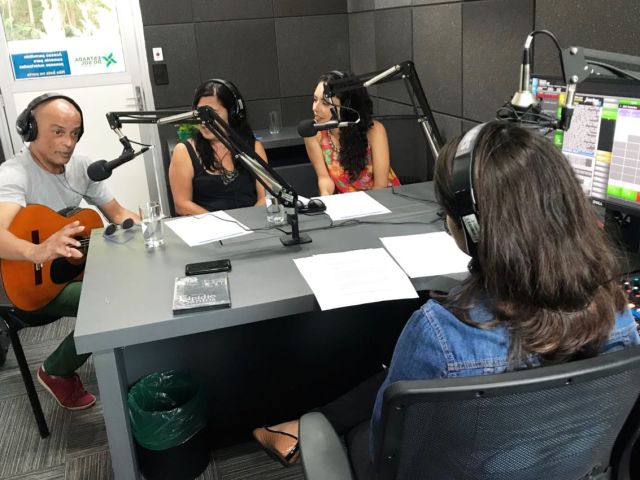 Rádio Estrada do Sol recebe Grupo Paranga, de São Luis do Paraitinga