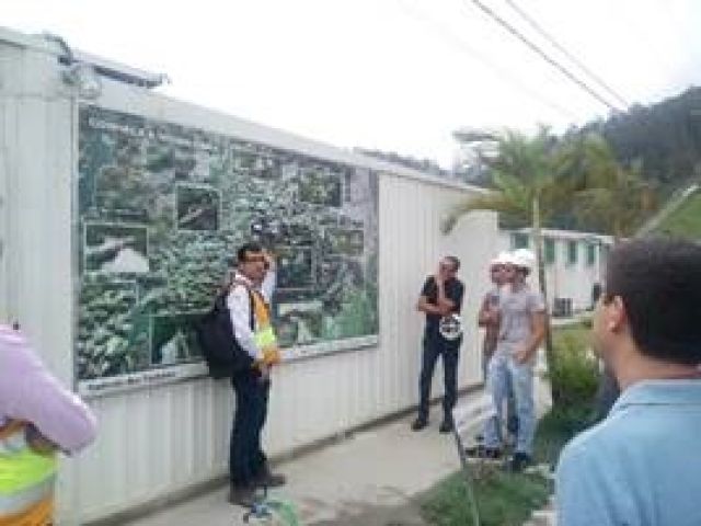 Alunos do ITA visitam obras de duplicação
