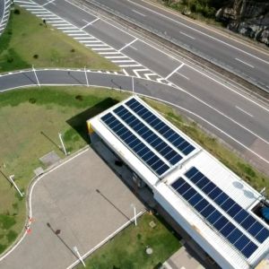 Concessionária Tamoios instala sistema de energia solar