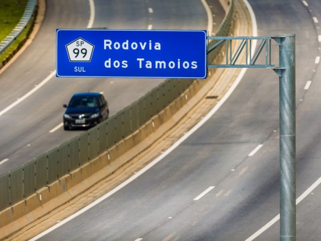 Rodovia dos Tamoios terá operação especial no feriado de Ano Novo