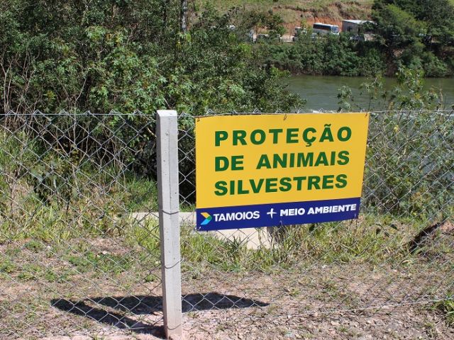 Tamoios recebe novas cerca de proteção de animais