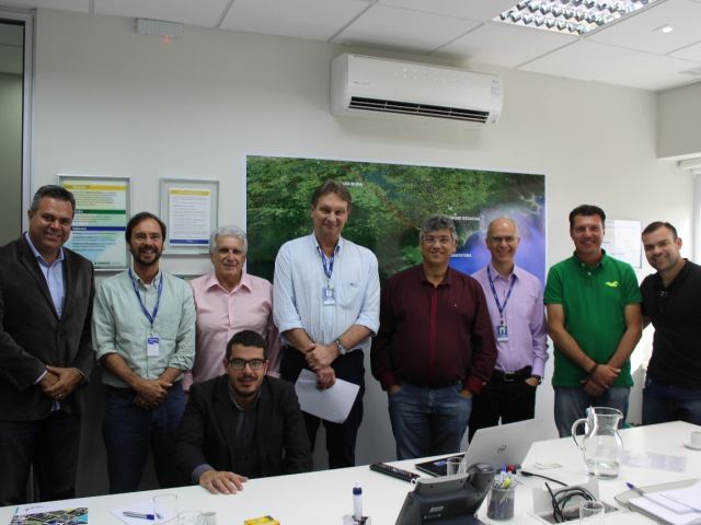 Deputado Padre Lobato visita Concessionária Tamoios